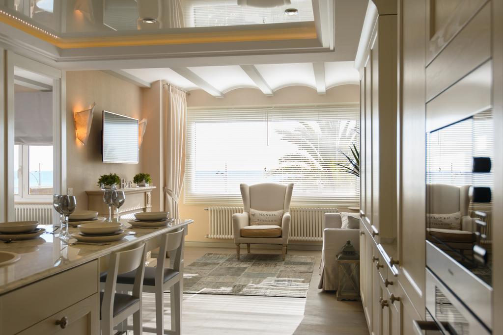 Apartamento Marina Lloret de Mar Oda fotoğraf